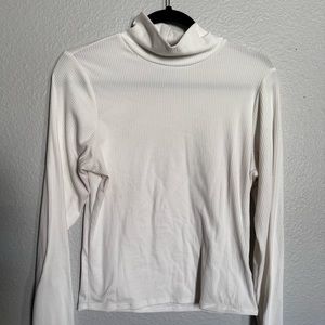 Ribbed turtleneck